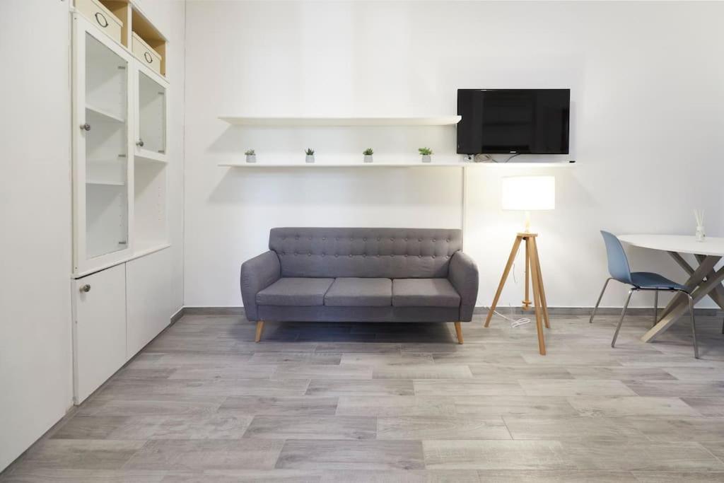 Appartamento Flat Number 11 Milano Esterno foto