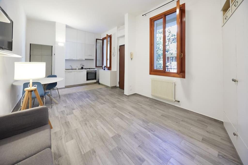 Appartamento Flat Number 11 Milano Esterno foto